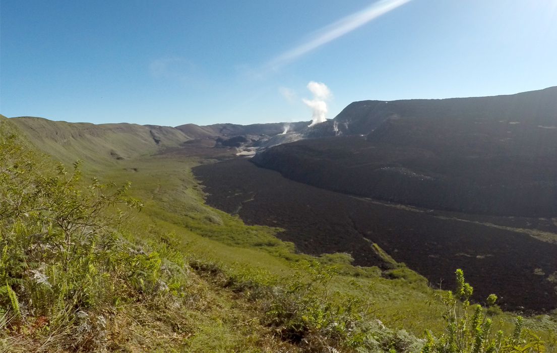 Looking into the Sierra Negra Volcano caldera